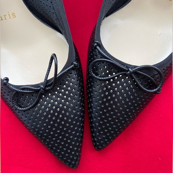 New Christian Louboutin HALL SLING PUMP 55
Perforated Leather Heels Size 7 - Picture 7 of 17